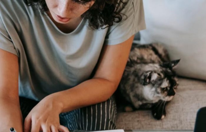 How to Write a College Essay That Sounds Like You